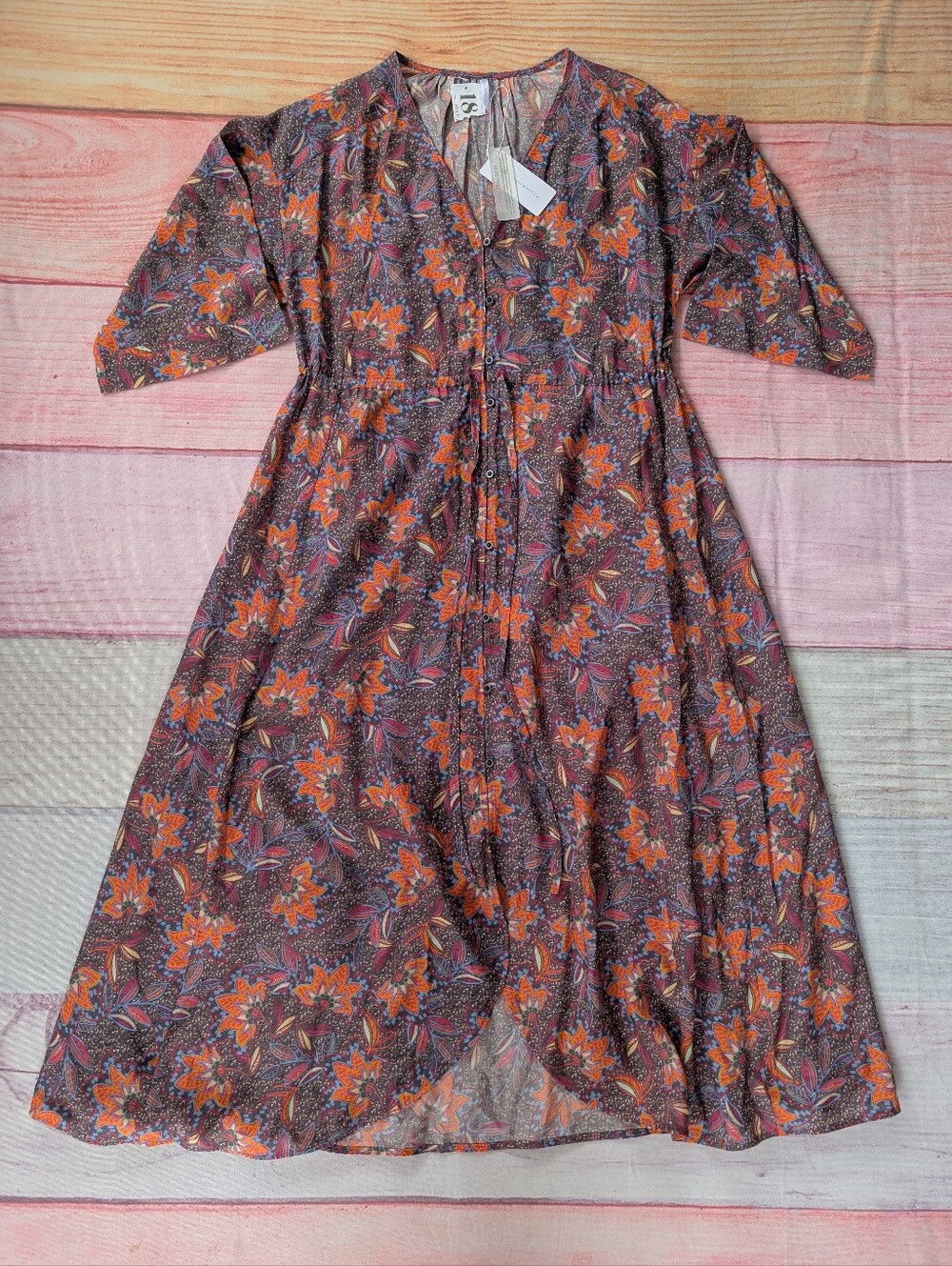 NWT Travis Mathew Savanna Cover Up S/M in Persian Red Multi